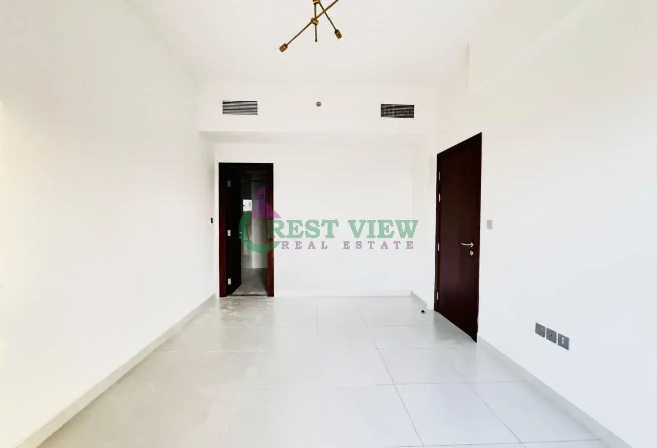 BEST DEAL | CHILLER FREE | NEAR TO EXIT ENTRY
