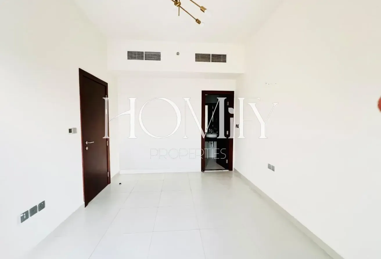 MARINA VIEW | HOT DEAL | NEAR TO EXIT & ENTRY