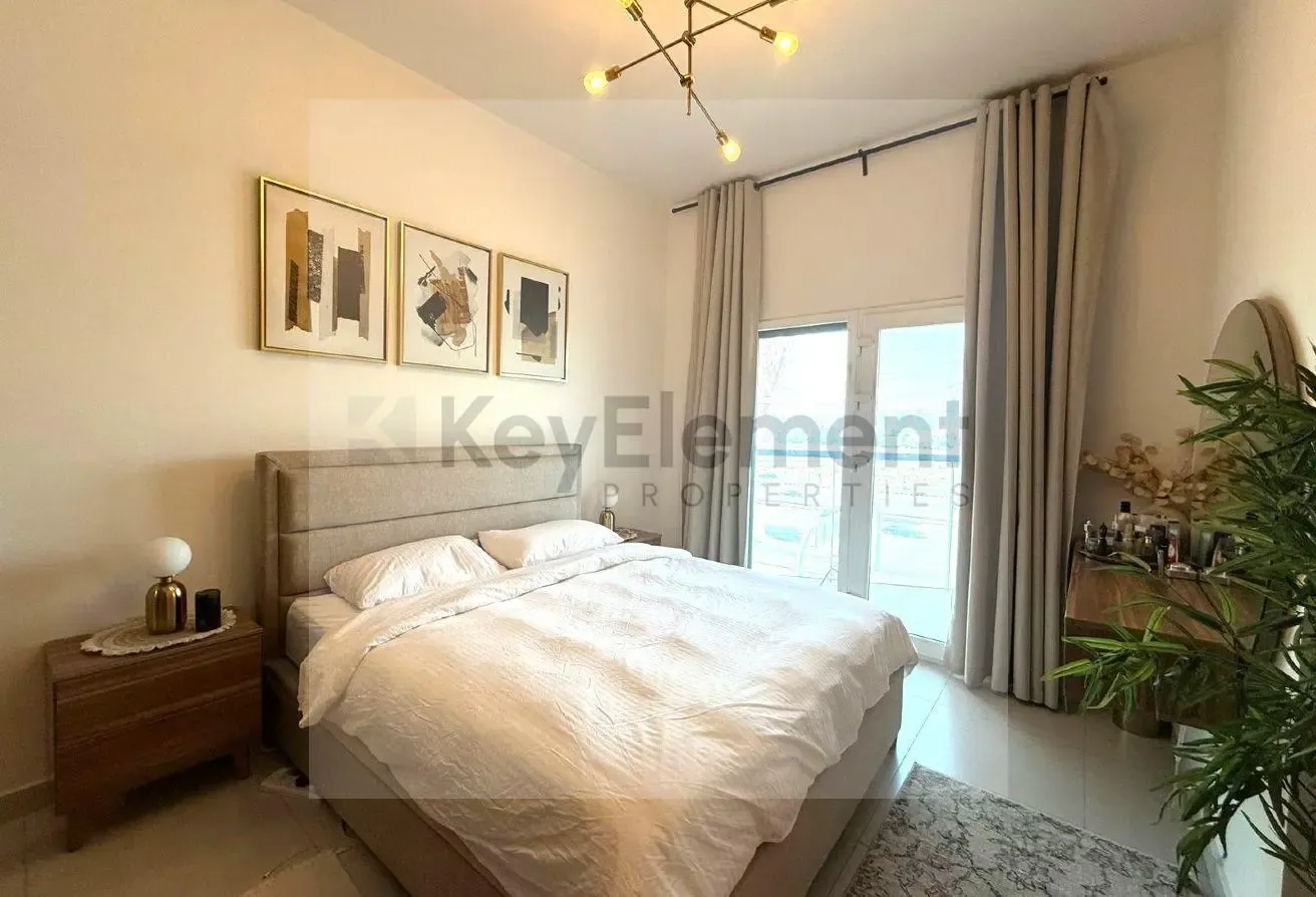 Binghatti Gate Apartment 2 BR