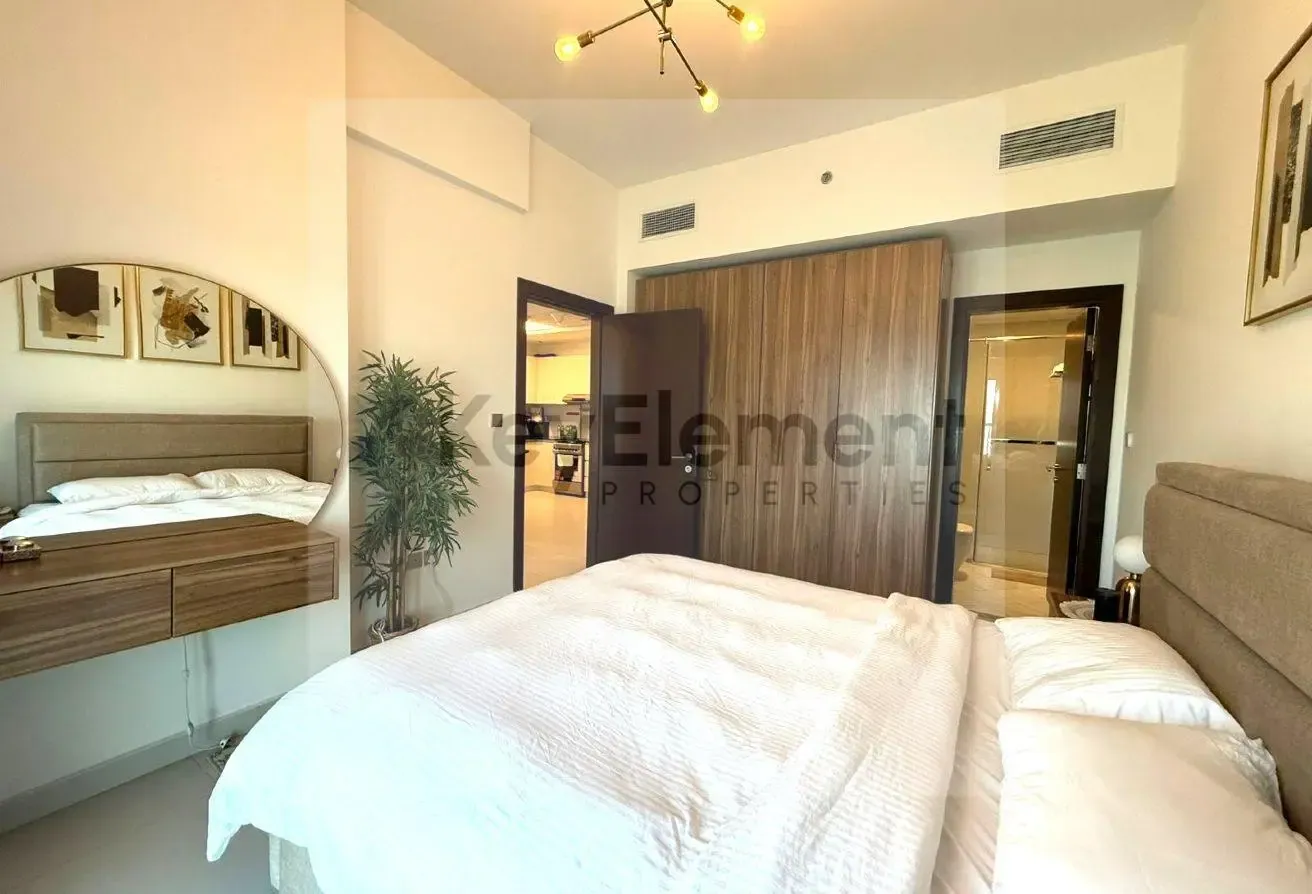 Binghatti Gate Apartment 2 BR