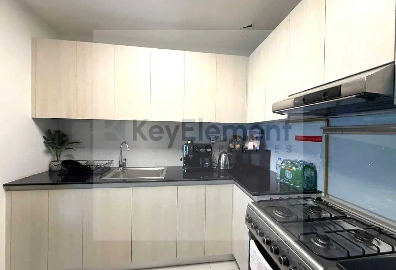 Binghatti Gate Apartment 2 BR