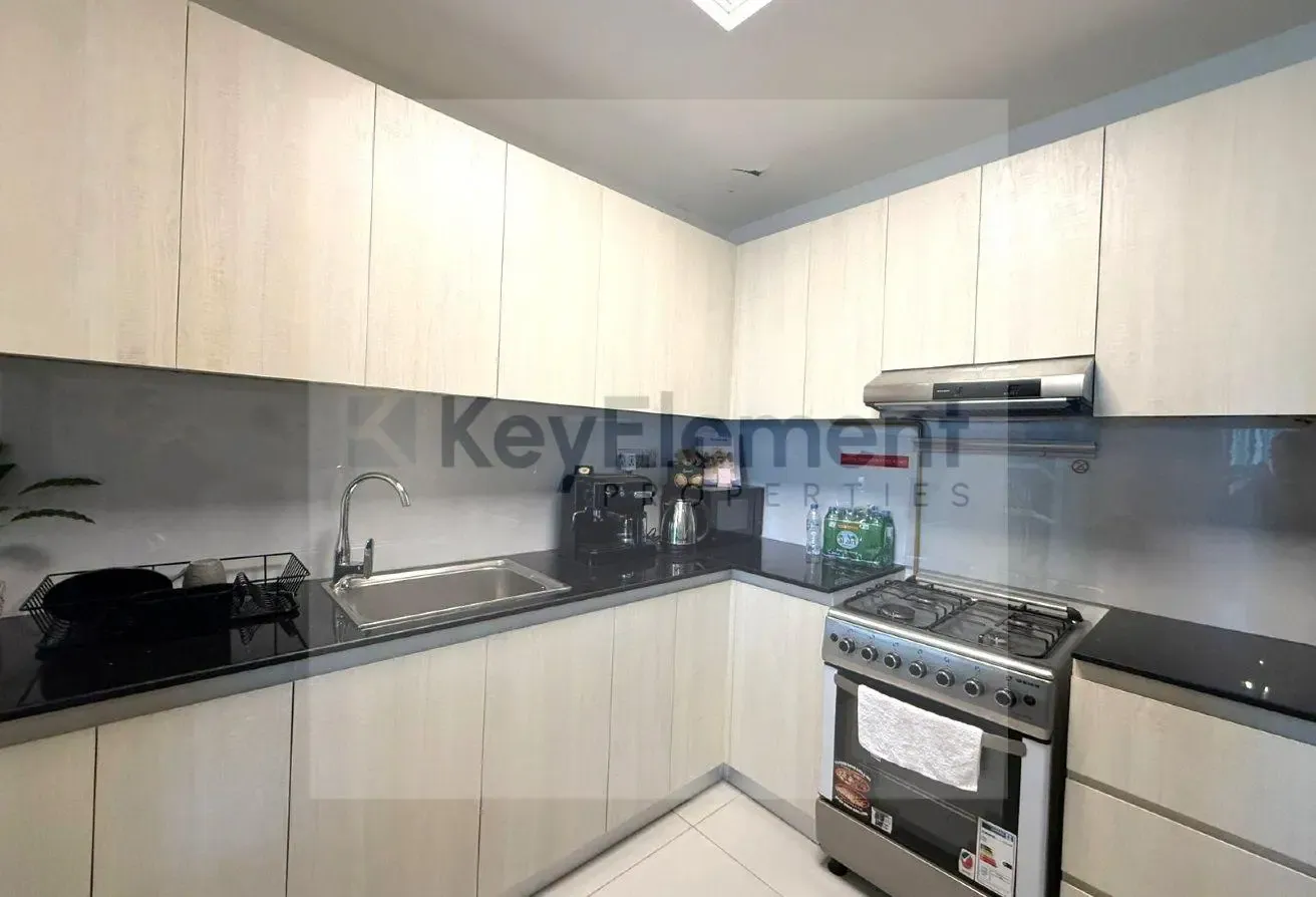 Binghatti Gate Apartment 2 BR