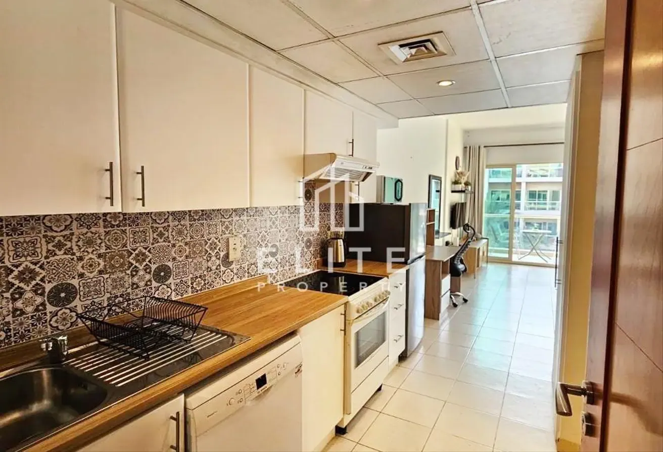 Fully Furnished | Semi Upgraded | Internal Street