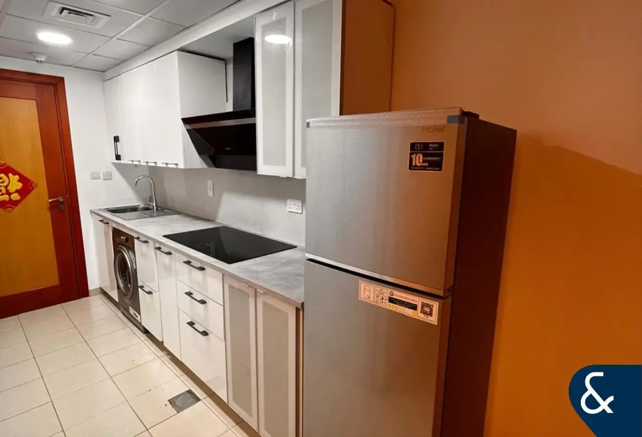 | Furnished | Studio | Upgraded Kitchen |