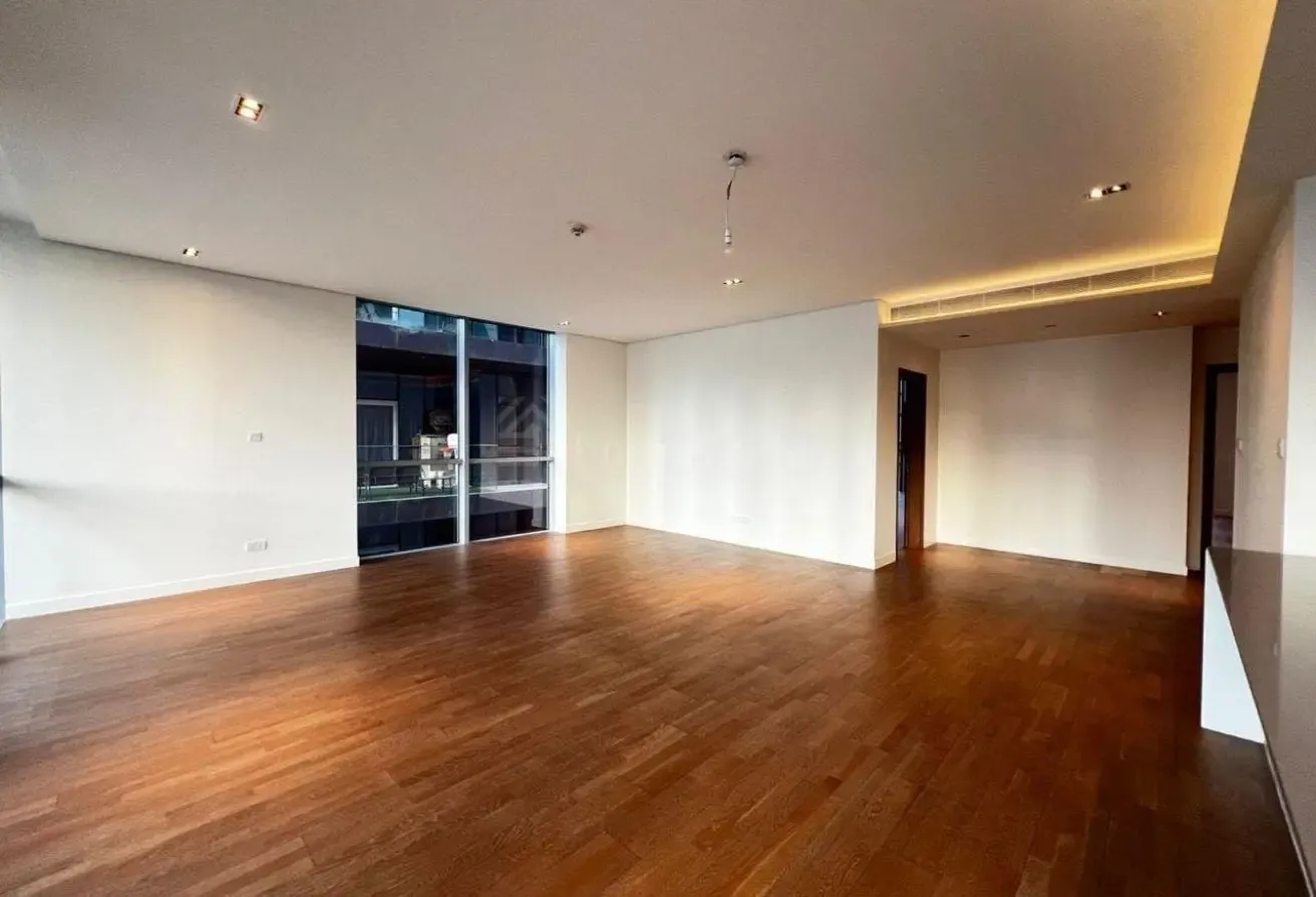 Spacious Layout I Premium | Semi Furnished 2BR