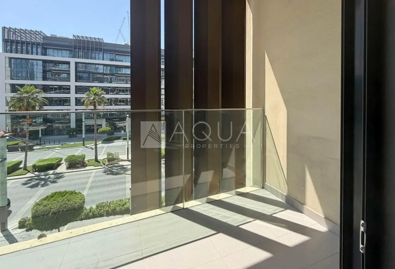 MODERN | LARGEST 1BR | UNFURNISHED | BOULEVARD VIEW