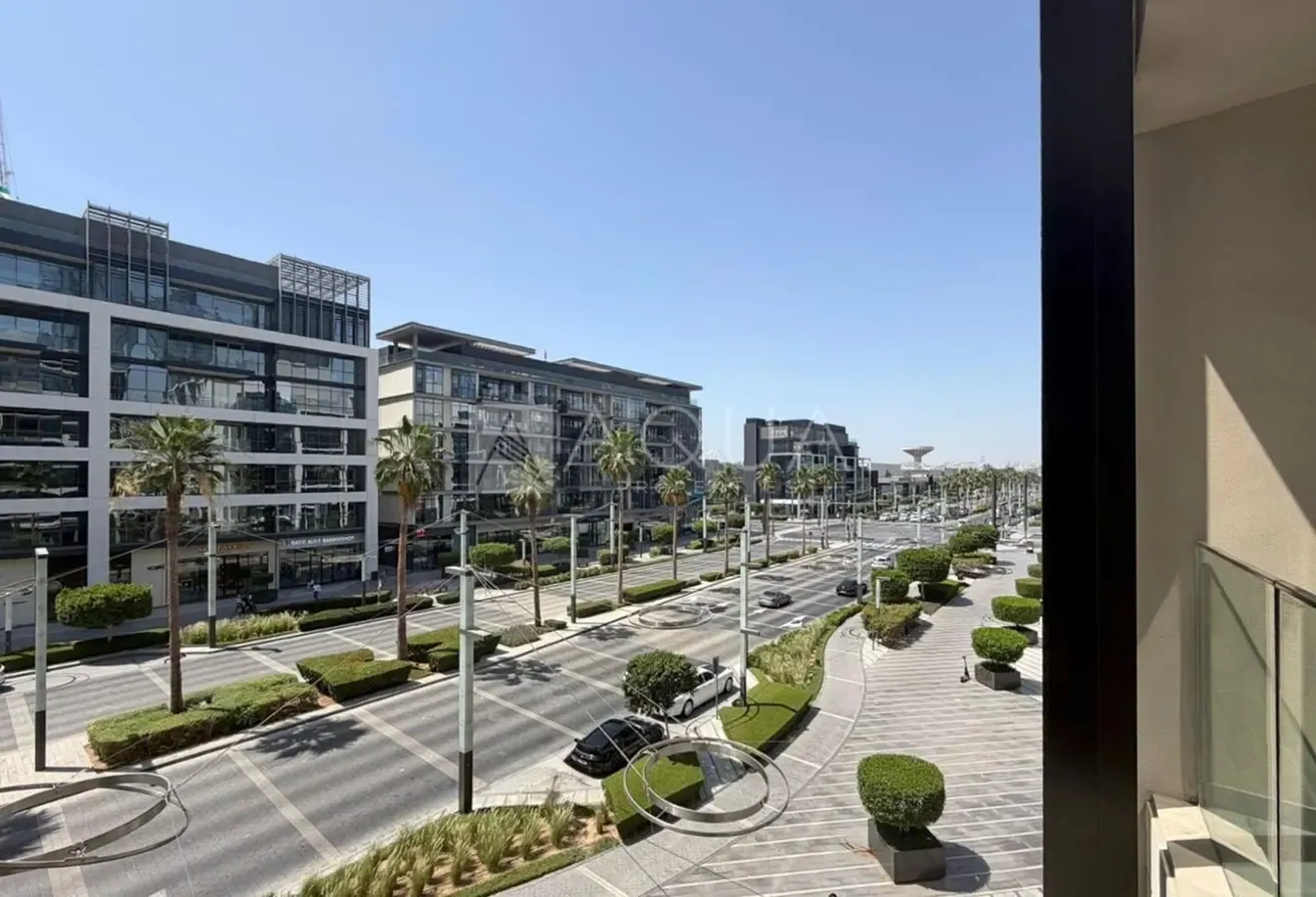 MODERN | LARGEST 1BR | UNFURNISHED | BOULEVARD VIEW