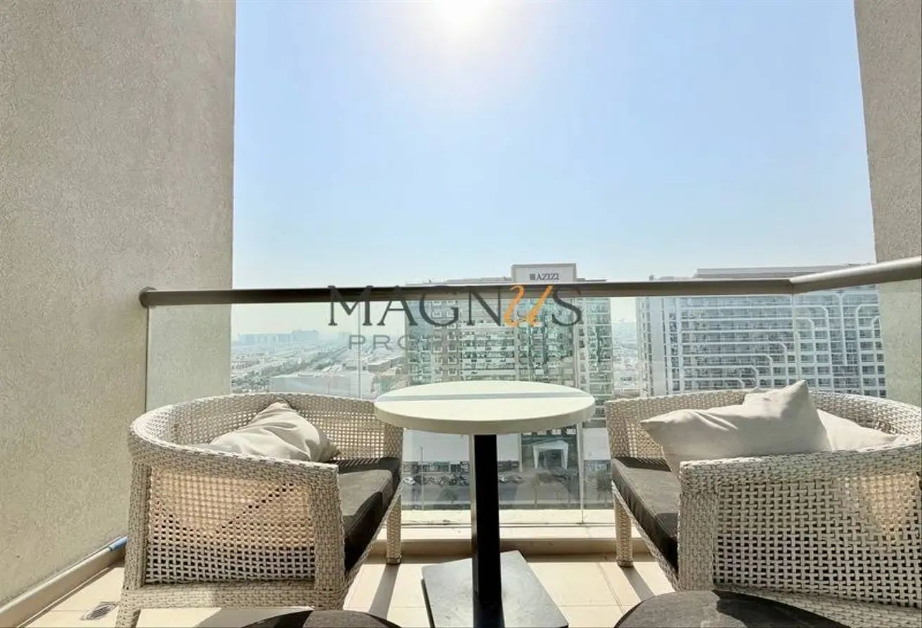 FULLY FURNISHED | HIGH FLOOR | READY TO MOVE