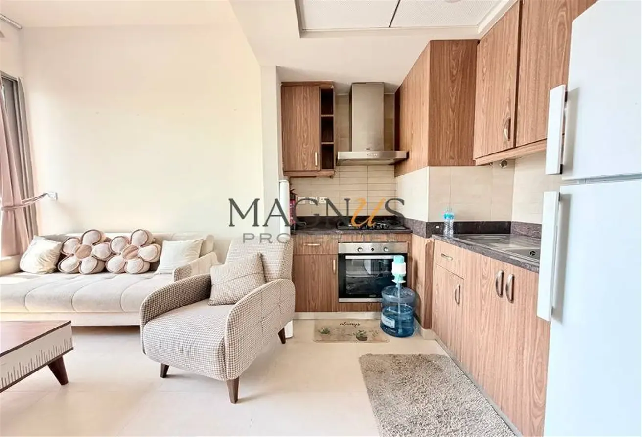 FULLY FURNISHED | HIGH FLOOR | READY TO MOVE