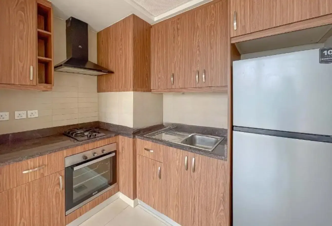 Semi-Furnished | High Floor | Community View