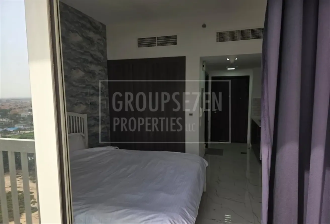Fully Furnished Studio | Ready | Modern Layout