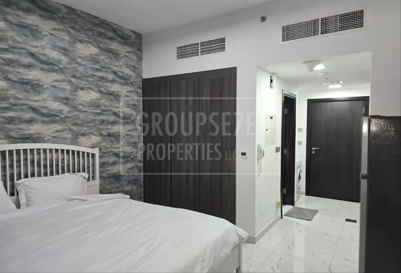 Fully Furnished Studio | Ready | Modern Layout
