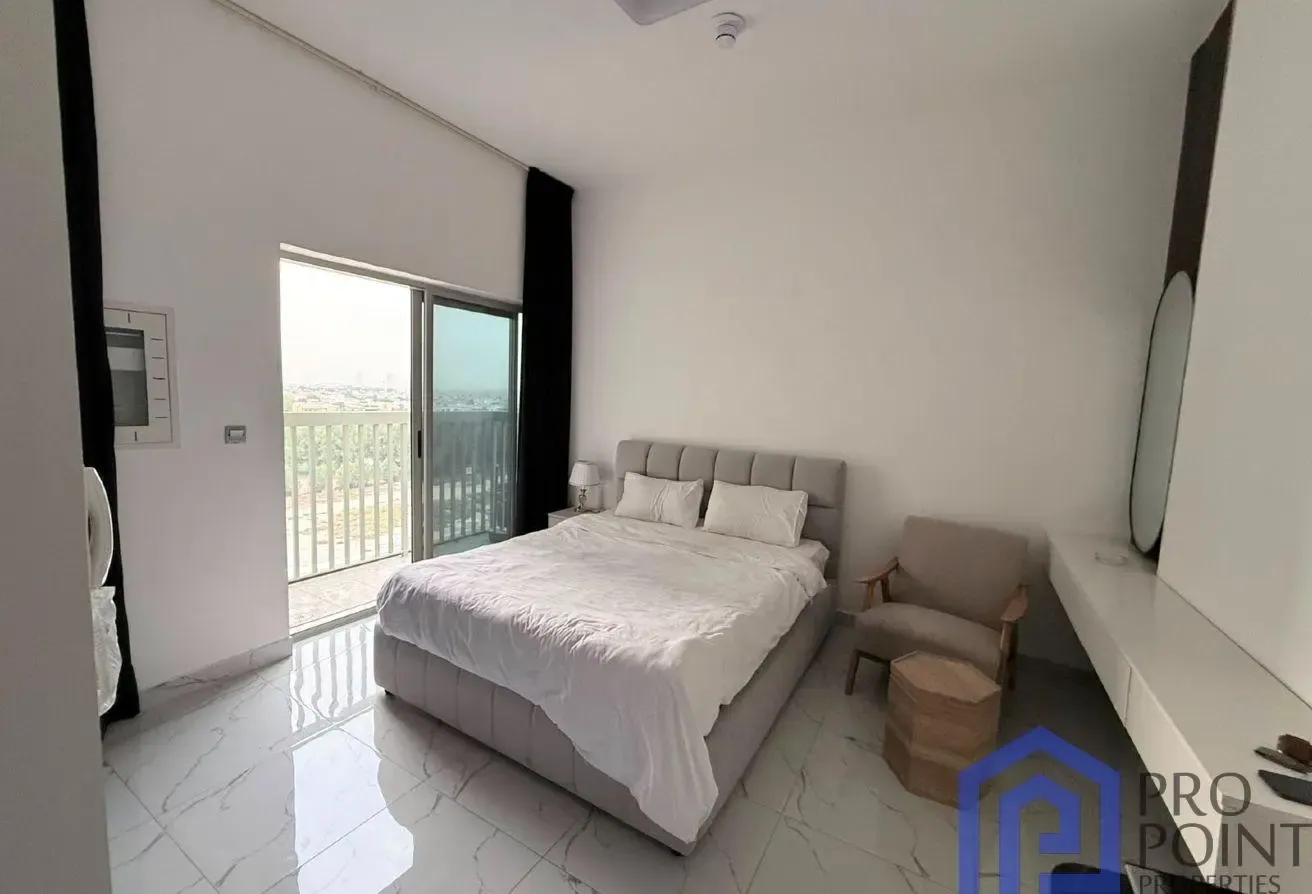 Studio | Vacant | Balcony | Furnished