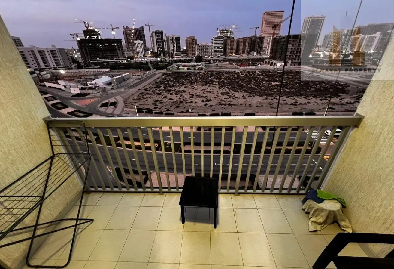 Studio for rent in Dubai Land Residence Complex