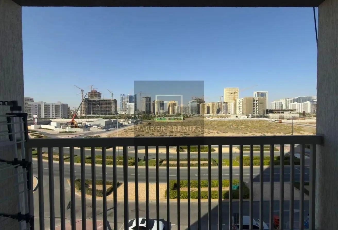 Smart Studio Layout | Fully-Furnished w/ Balcony