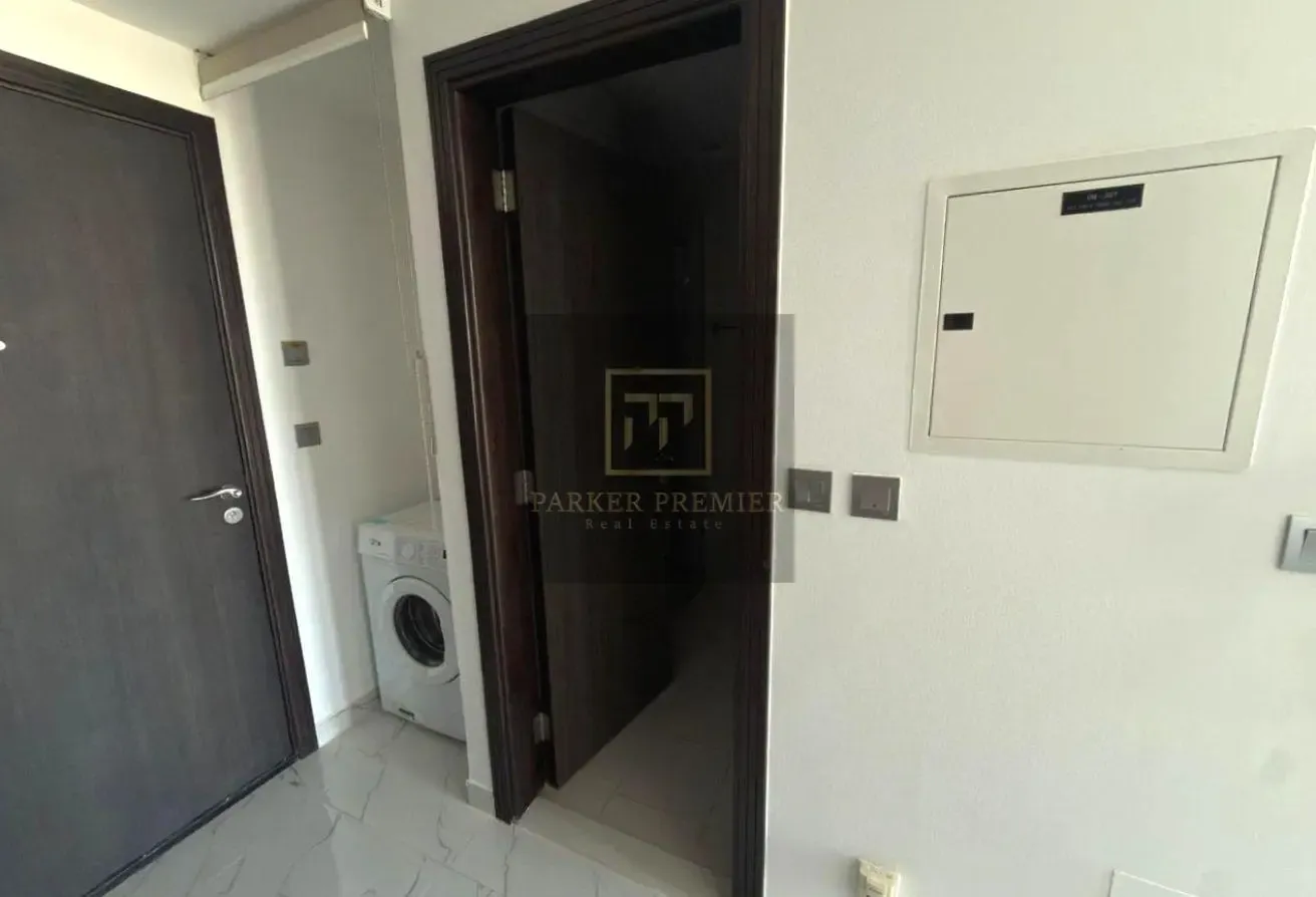 Smart Studio Layout | Fully-Furnished w/ Balcony