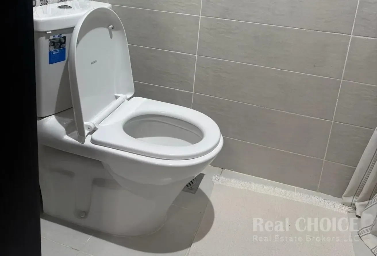 Furnished Studio| Balcony |Pool & Gym |heigh Floor