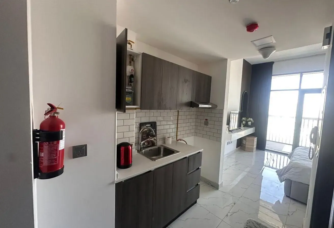 Furnished Studio | Prime Location | Vacant