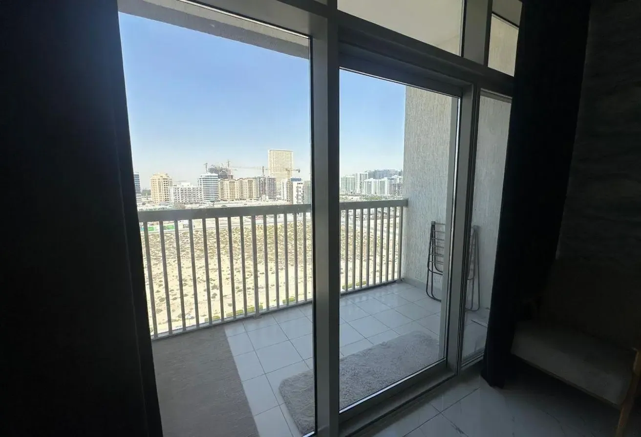 Furnished Studio | Prime Location | Vacant