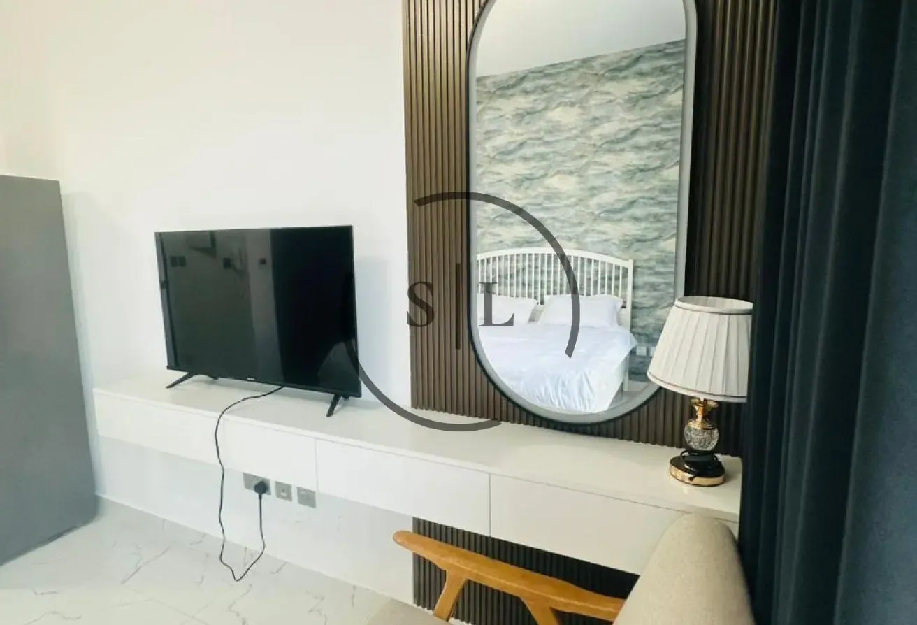 Fully Furnished | Higher Floor | Multiple Cheque