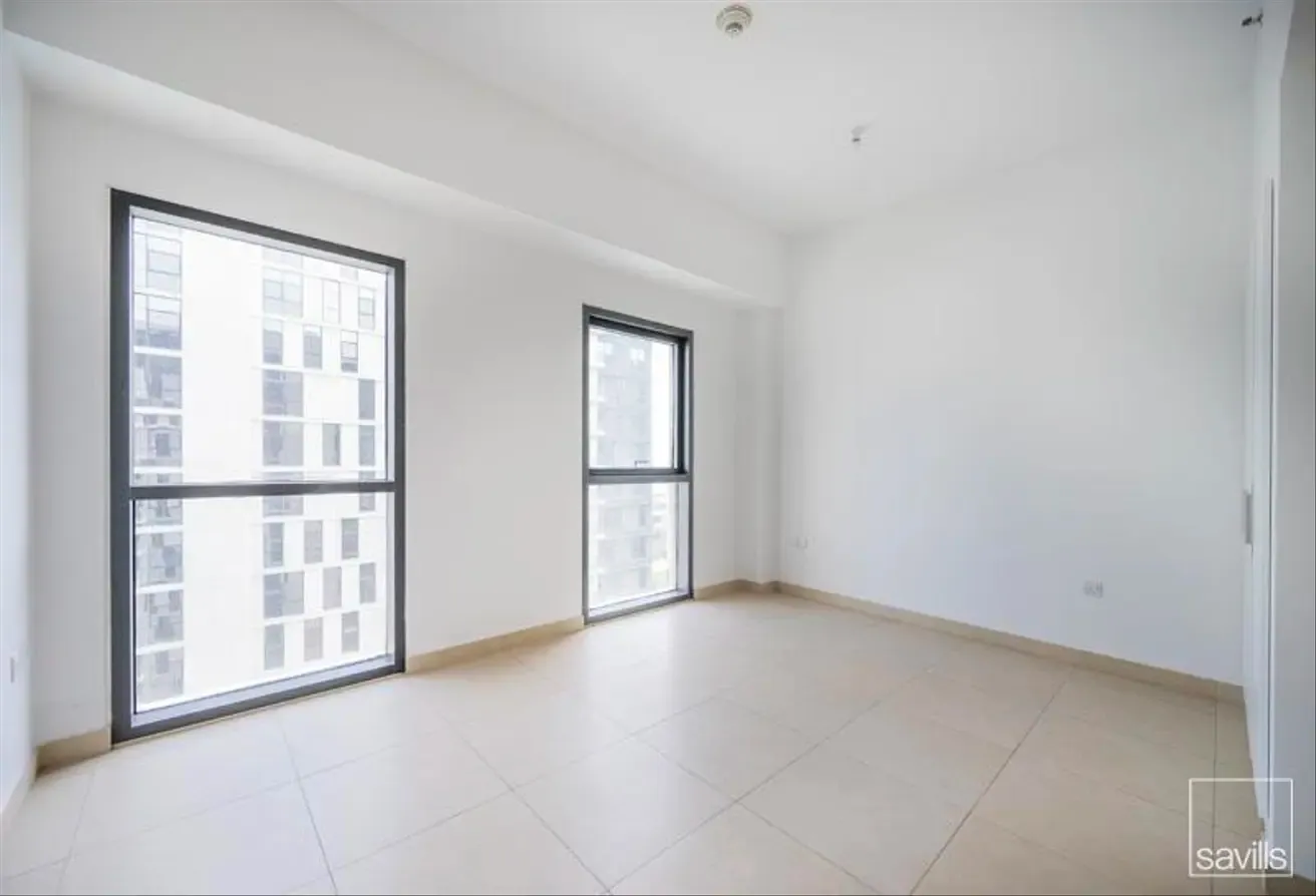 Modern Studio | Near the Metro | New Community