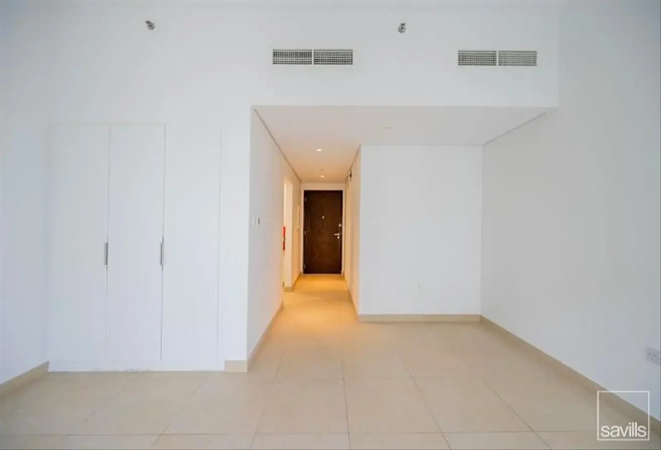 Modern Studio | Near the Metro | New Community