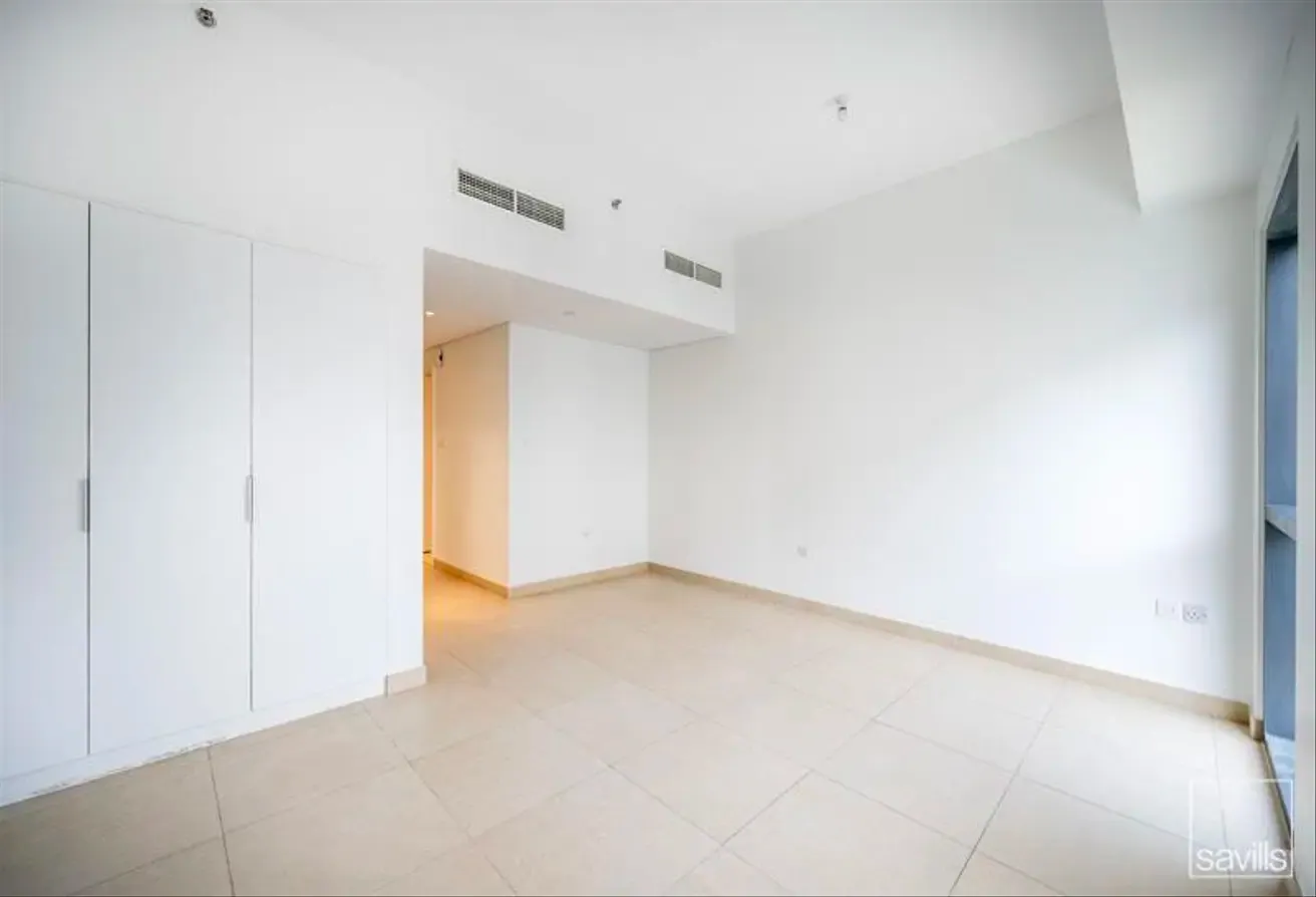 Modern Studio | Near the Metro | New Community