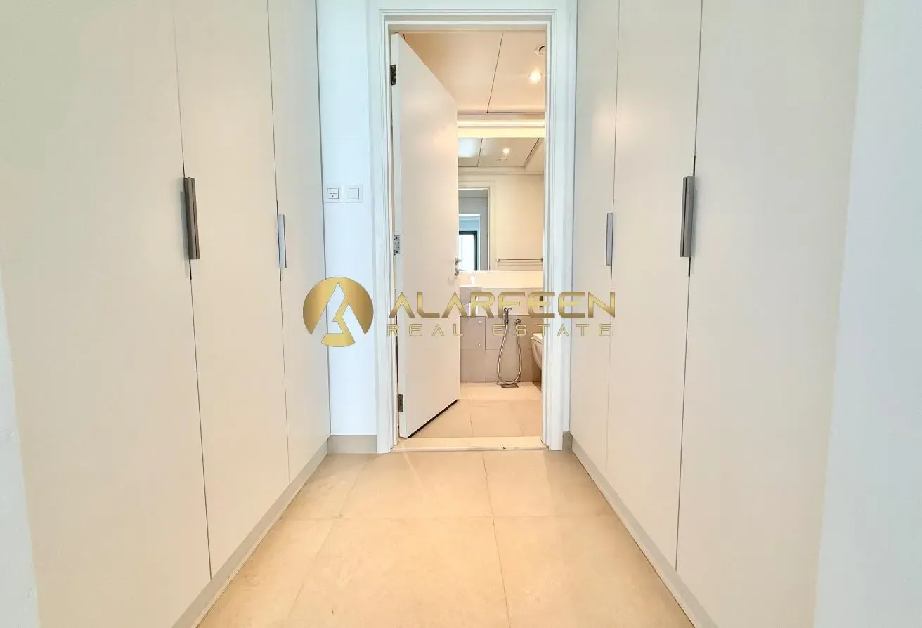 Modern 2BHK Flat | Near Metro | Park View