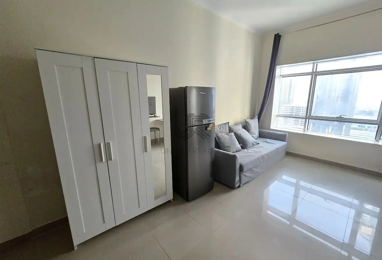 LAKE VIEW| NEAR METRO| FURNISHED| STUDIO|