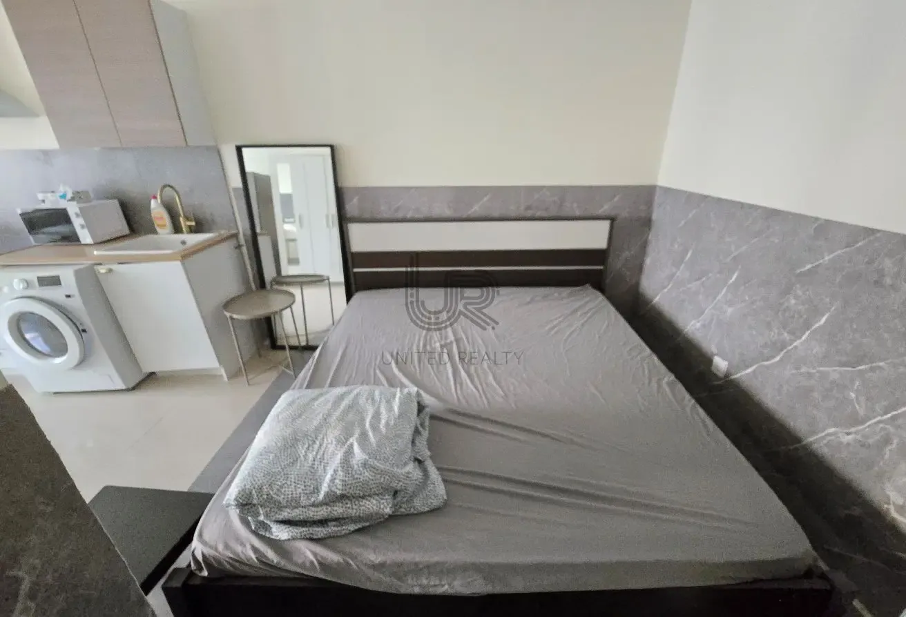 LAKE VIEW| NEAR METRO| FURNISHED| STUDIO|