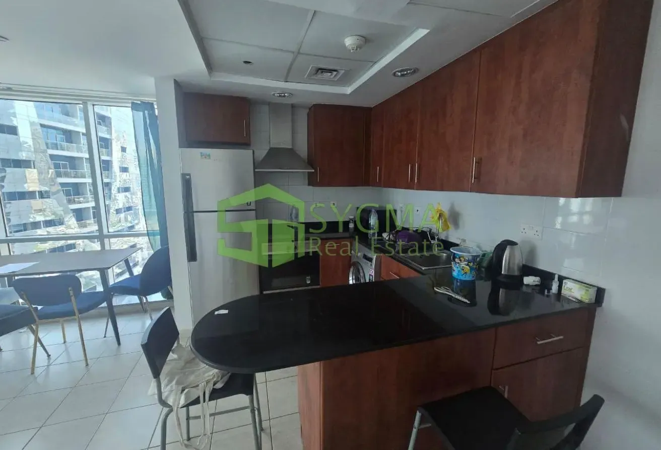 Fully Furnished | Vacant | Next to DMCC Metro