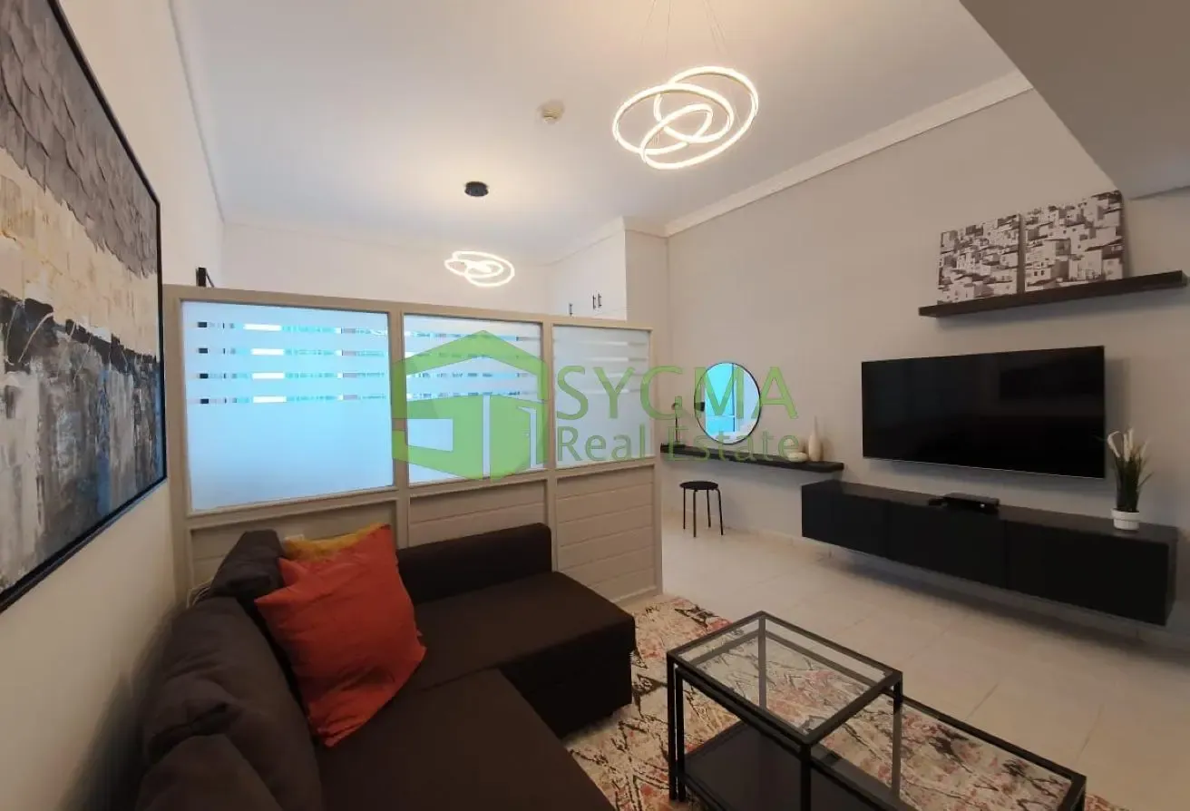 Upgraded | Fully Furnished | Big layout