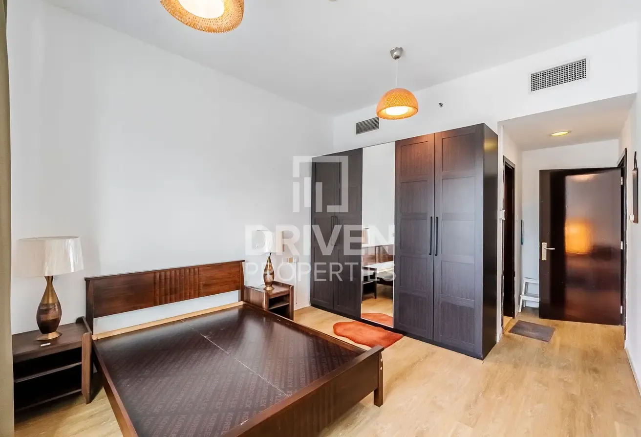Furnished | Prime Location | Available 4 Cheques