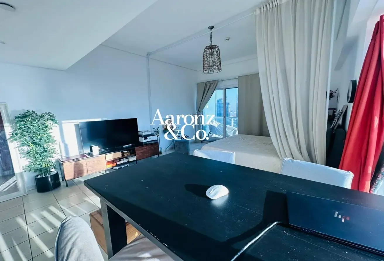 Lake View | Fully Furnished | Close To Metro