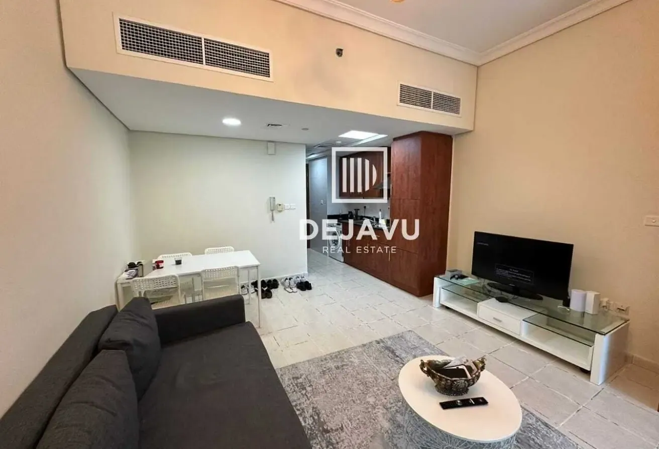 Fully Furnished | Spacious Unit | Lake View