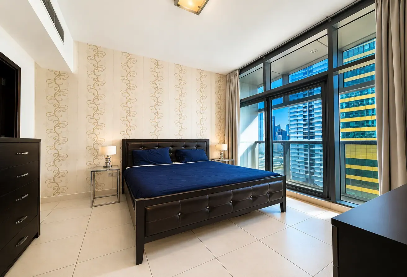 Furnished | 6 Cheques | Lakeview | Near Metro