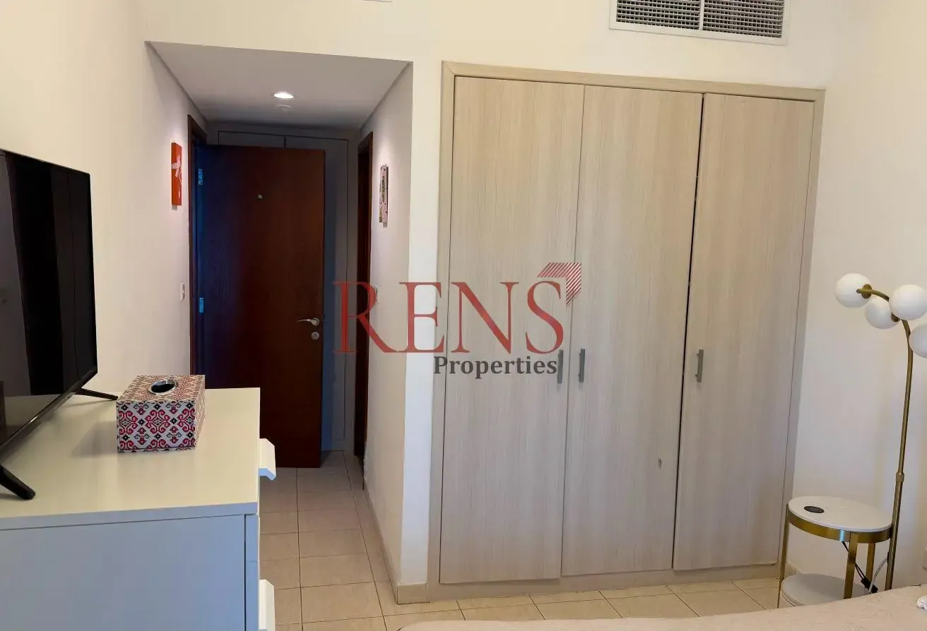 Stunning Lake View | Spacious 1BR | High Floor