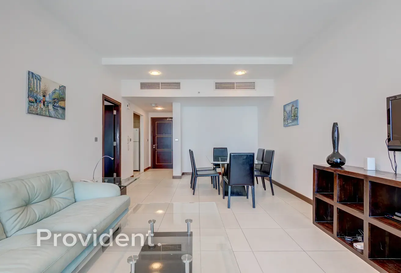 Furnished or Unfurnished | Lake View | Vacant