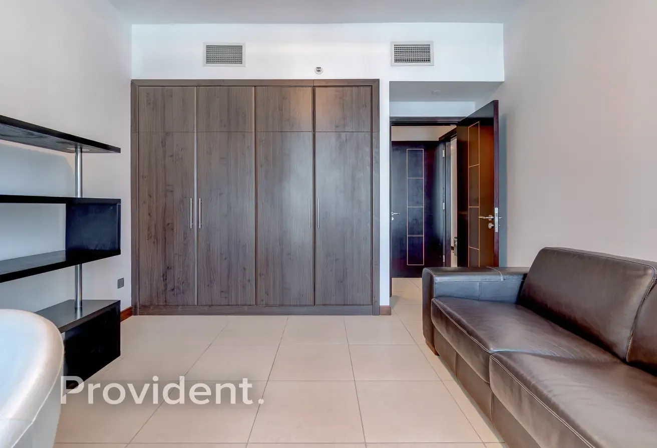 Furnished or Unfurnished | Lake View | Vacant