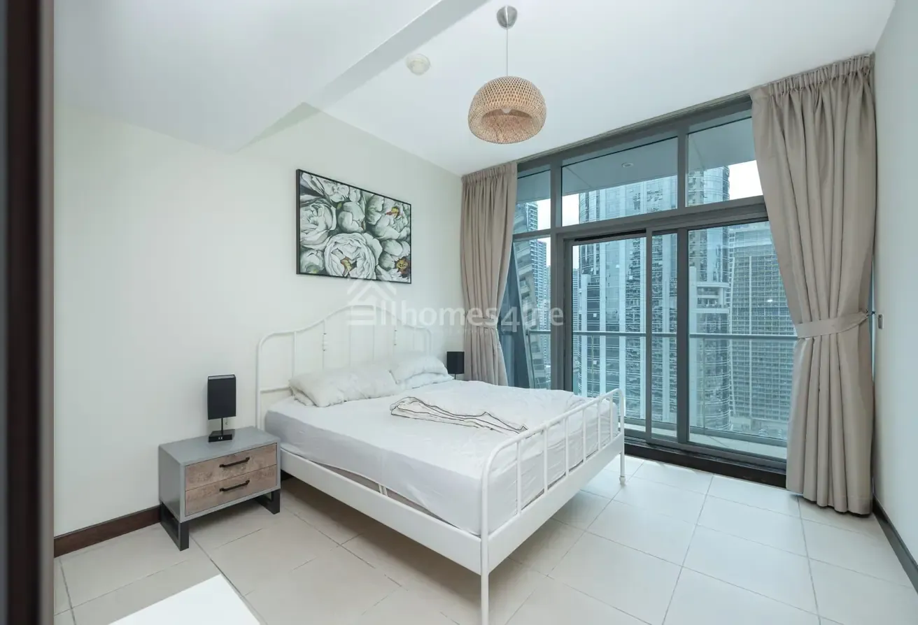 FURNISHED | LAKE VIEW | READY TO MOVE