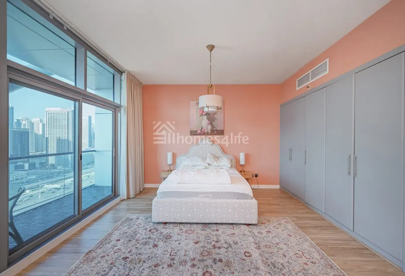 FULLY UPGRADED AND FURNISHED | VACANT