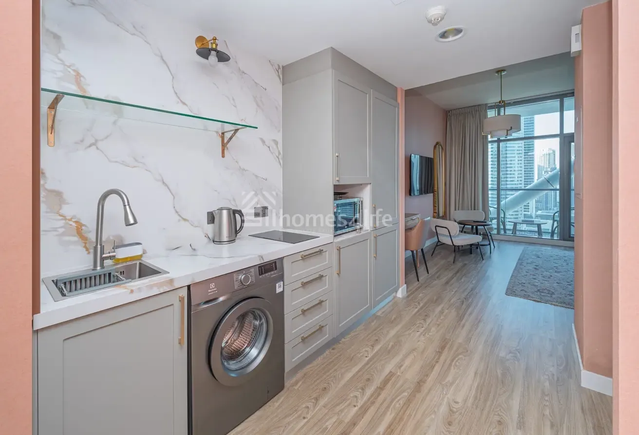 FULLY UPGRADED AND FURNISHED | VACANT
