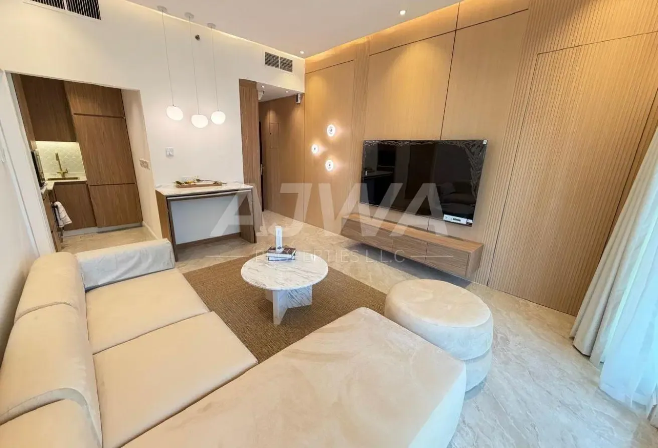 Fully Upgraded 1 bedroom | Near DMCC Metro Station