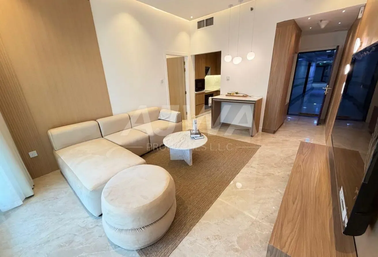 Fully Upgraded 1 bedroom | Near DMCC Metro Station