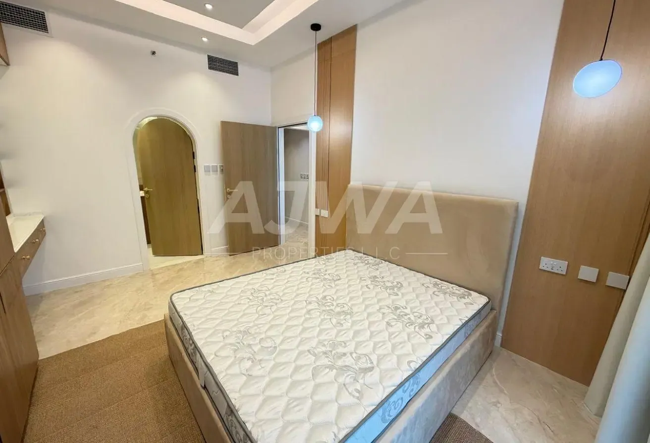 Fully Upgraded 1 bedroom | Near DMCC Metro Station