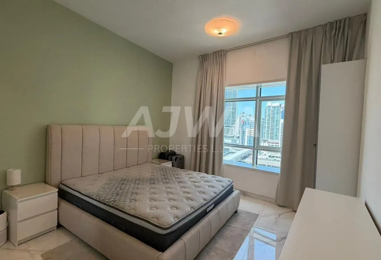 1 Bed fully furnished and upgraded opposite metro