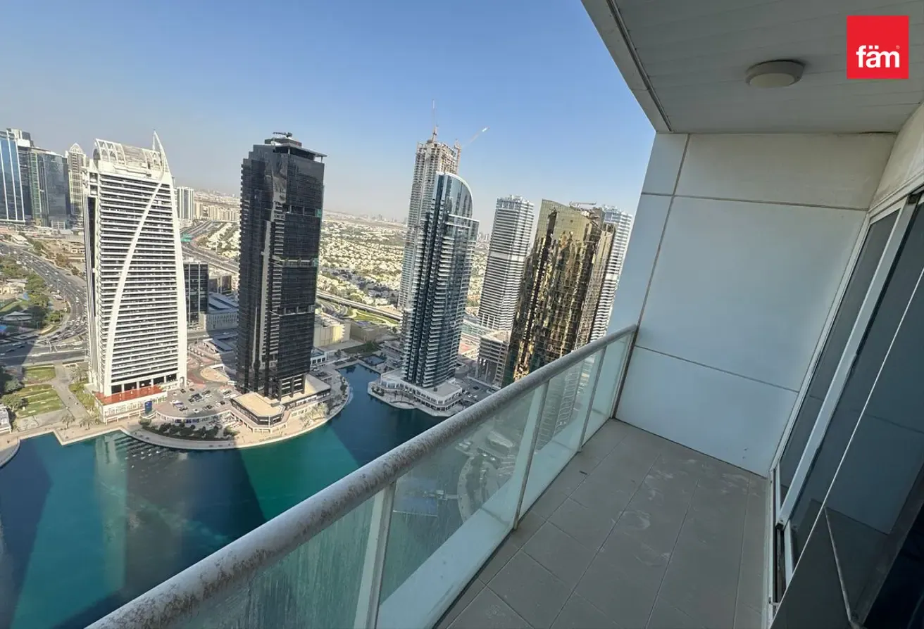 High Floor | SZR & Lake View | Next To Metro