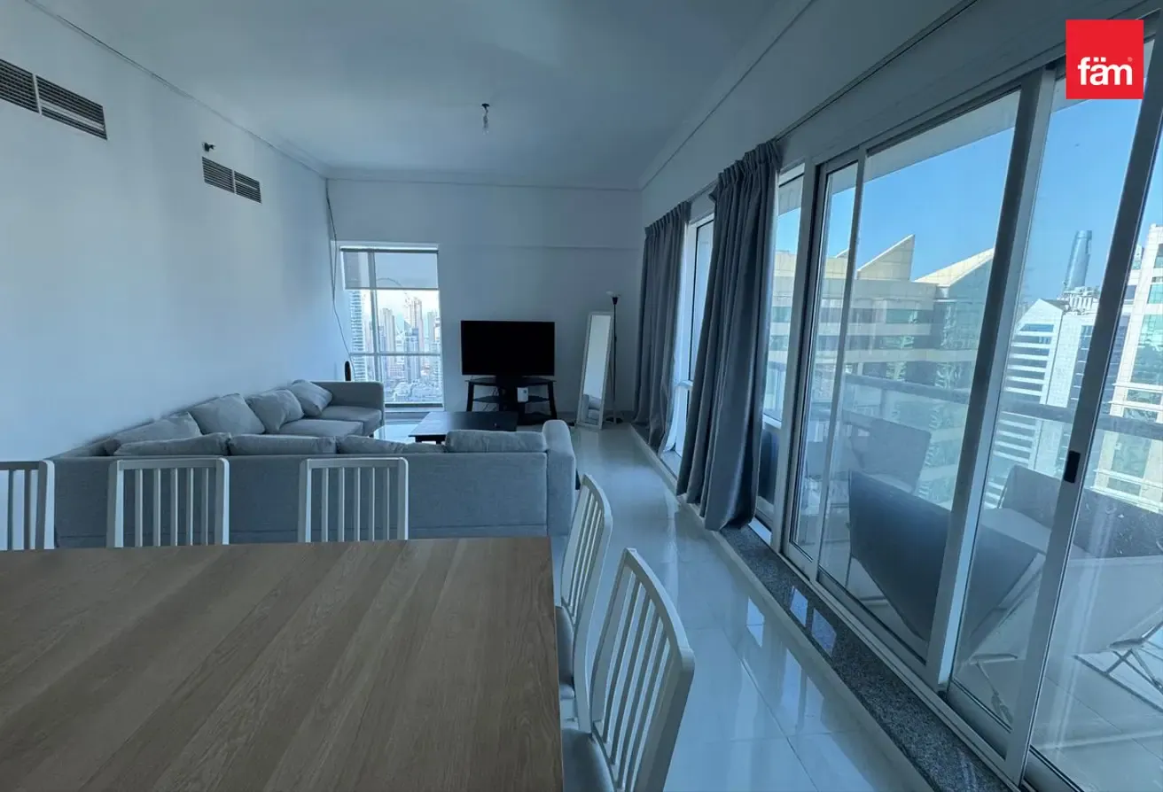 High Floor | SZR & Lake View | Next To Metro