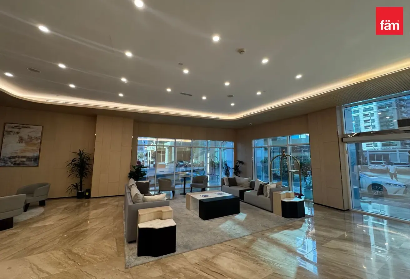 High Floor | SZR & Lake View | Next To Metro