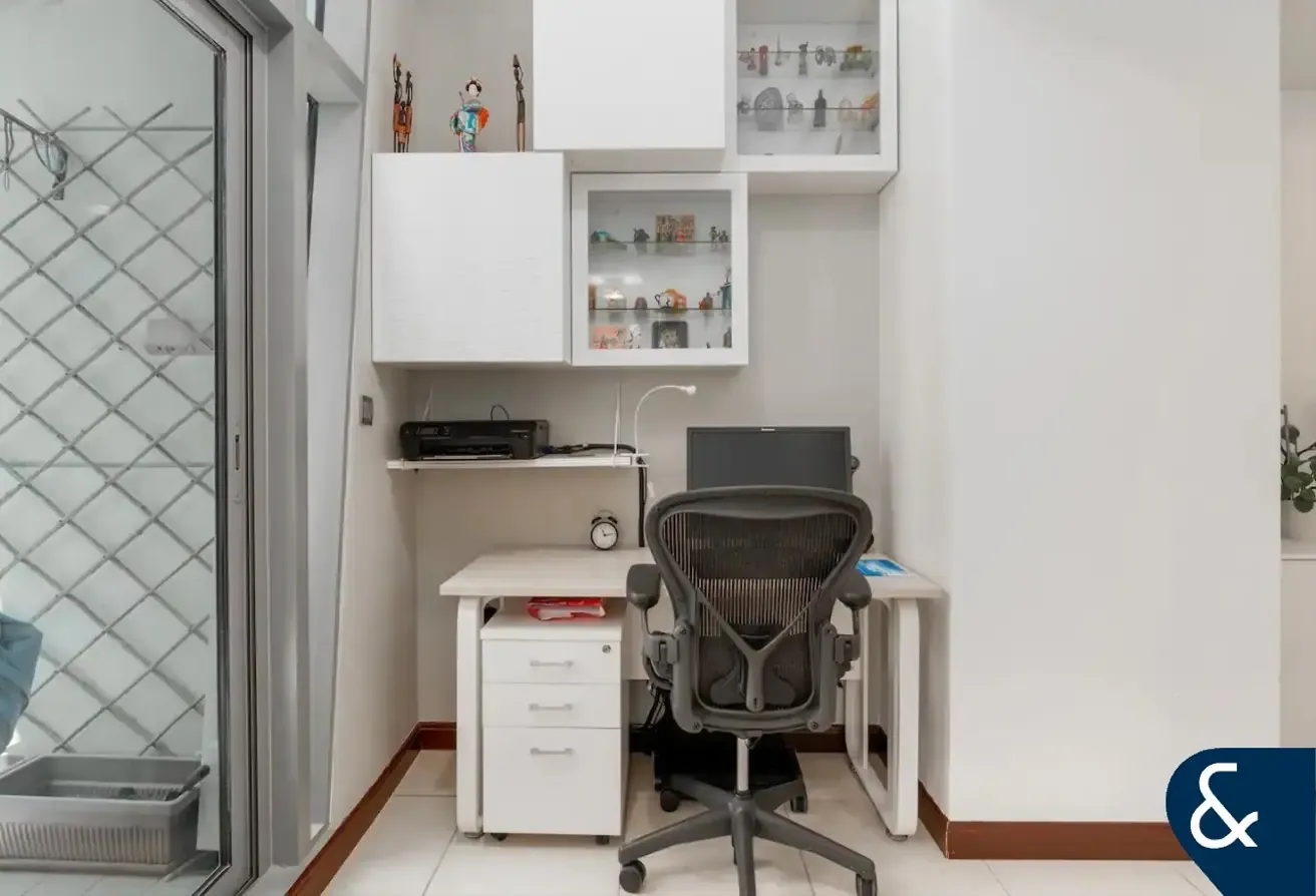 Furnished | Renovated | Near Metro | 1 Bed